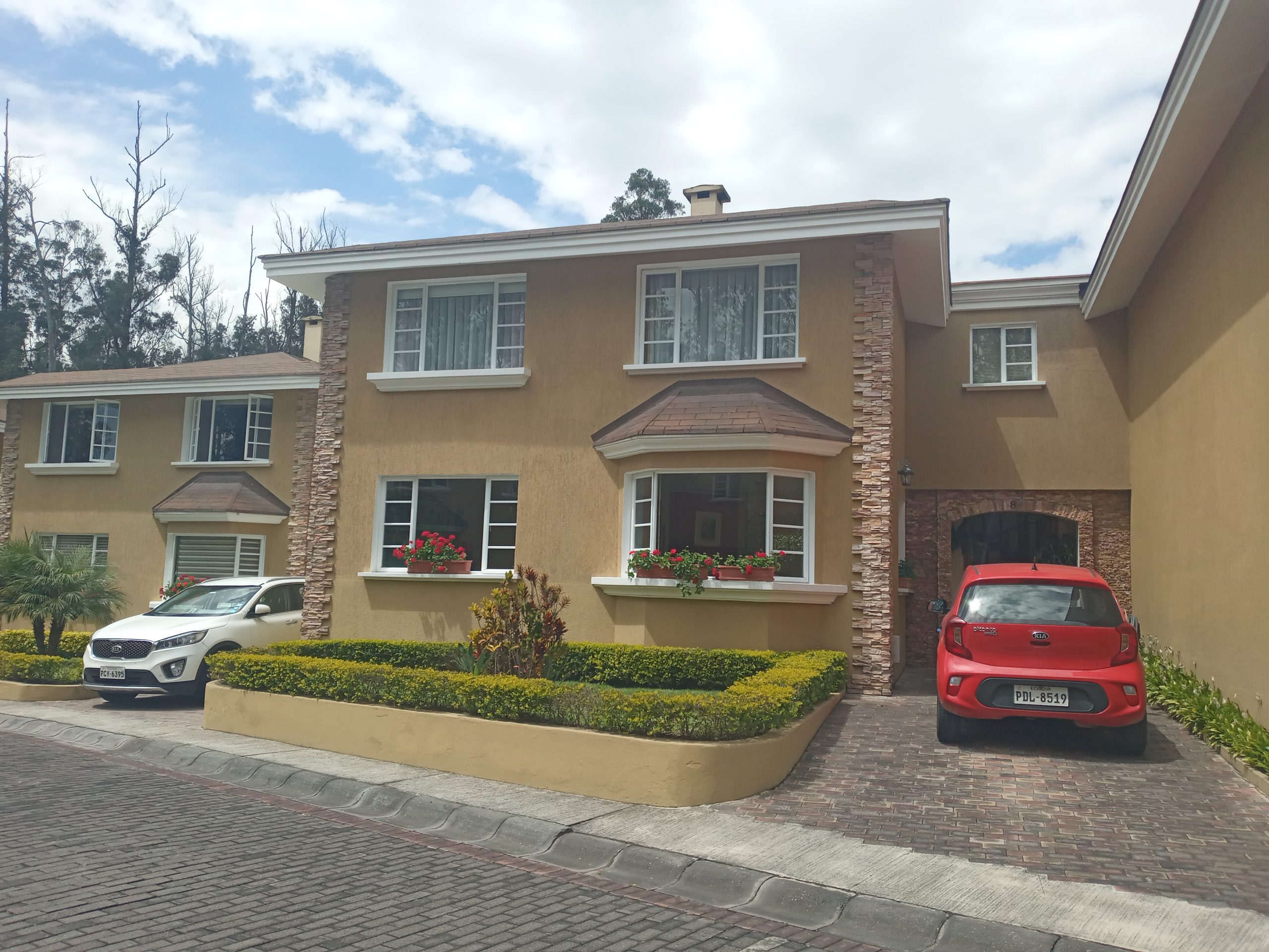 I3 Casa en Venta en Cumbaya