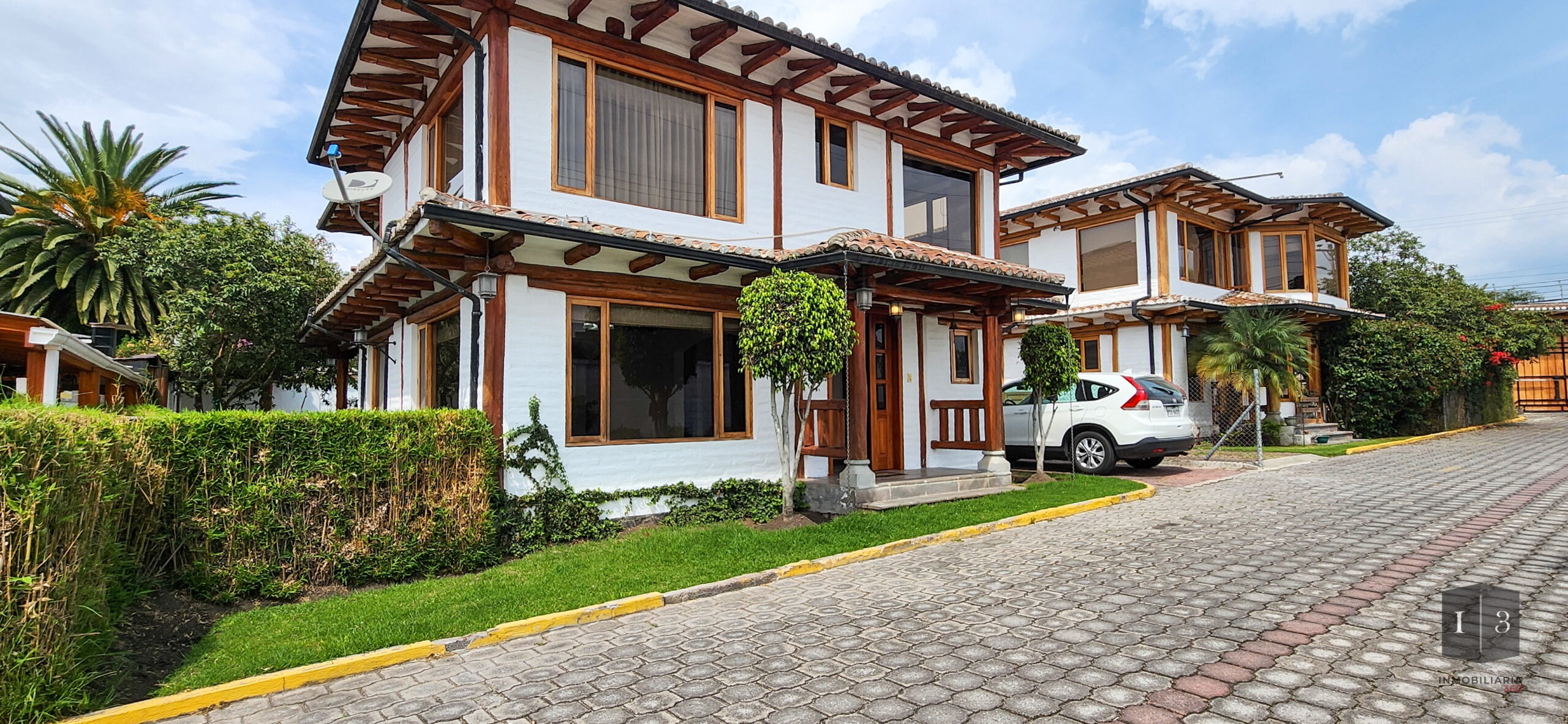 I3 CASA DE RENTA EN TUMBACO