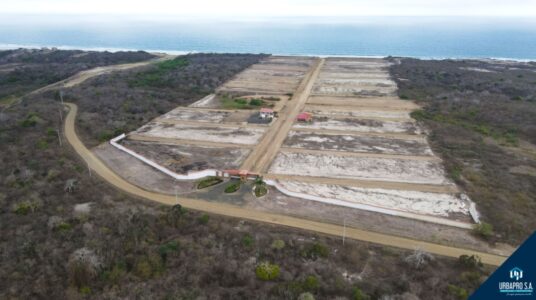I3 VENDE TERRENO PUERTO CAYO MANABI